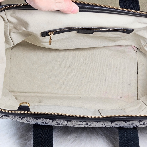 SOLD....Vintage Louis Vuitton Josephine GM Mini Lin VI0049 - Picture 6 of 15